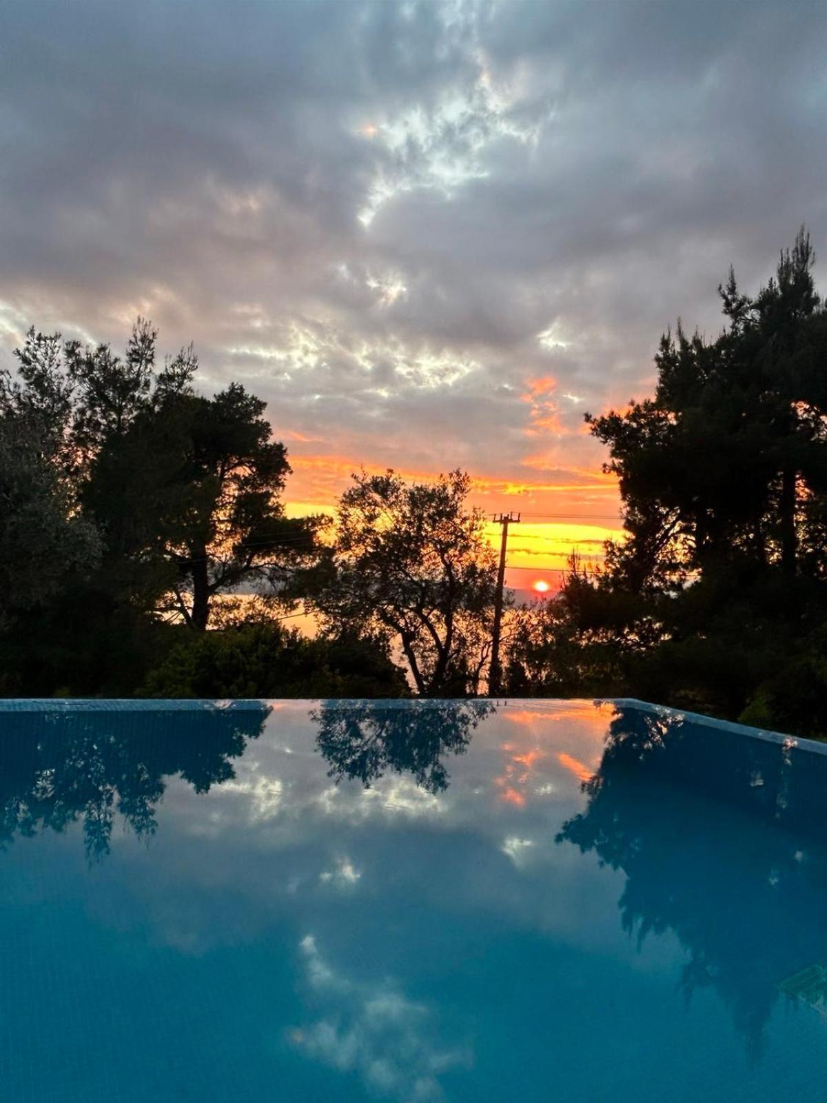 Allure Luxury Villas 3&4 Serenity Retreat Moni Evaggelistrias Екстериор снимка